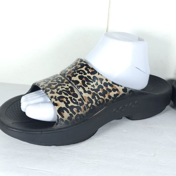 OOFOS Ooahh US M8 M10 Cheetah Print Black Slides Sandals Shoes Limited Edition - Picture 6 of 16